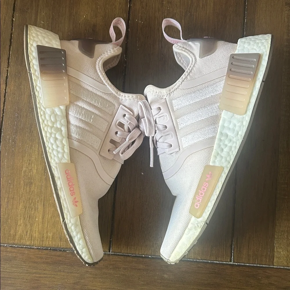 Adidas NMD_R1 SHOES women's size 6